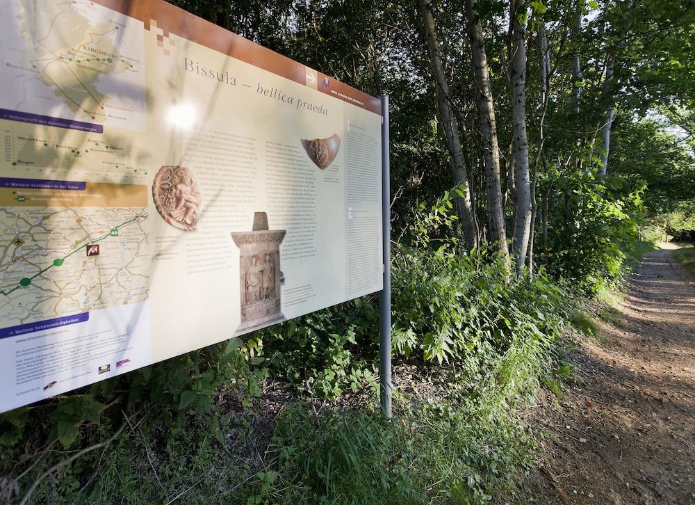 Landhotel Karrenberg Kirchberg  Bagian luar foto